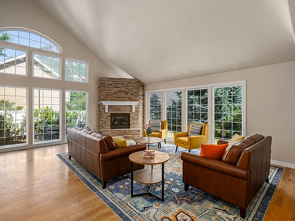 Living Room - Main Floor