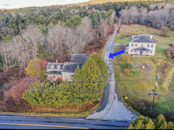 8 S Cobbtown Road, Lincolnville, ME 04849