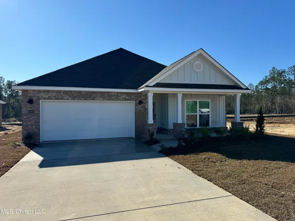 15929 Blue Ridge Dr, Gulfport, MS 39503