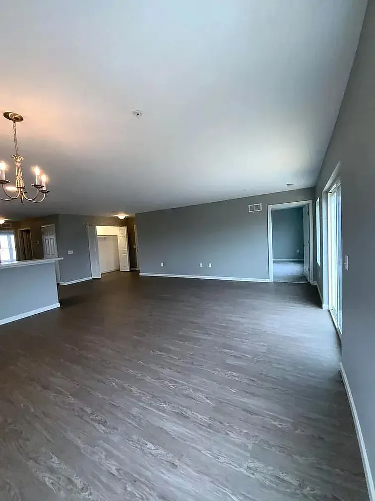 Building Photo - 200 Larkspur Ln #104