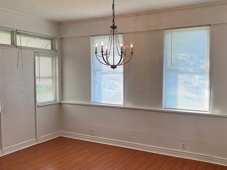 3538 Franklin Ave — Photo 19