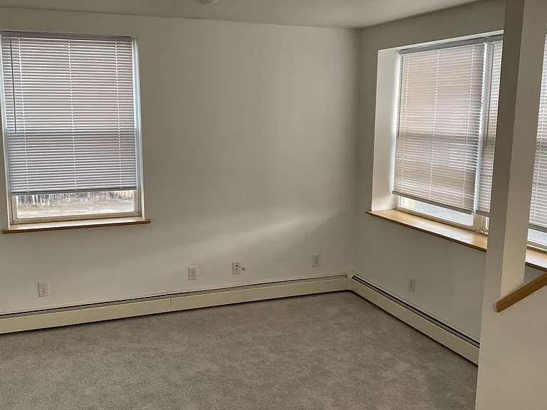 211 W State St #4 — Photo 6