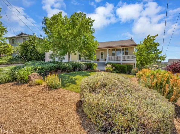 19528 Stonegate Rd, Hidden Valley Lake, CA 95467
