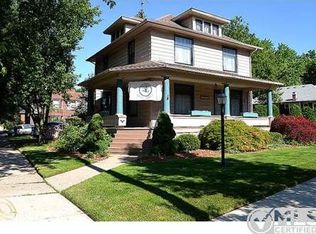 23801 Farmington Rd, Farmington, MI 48336