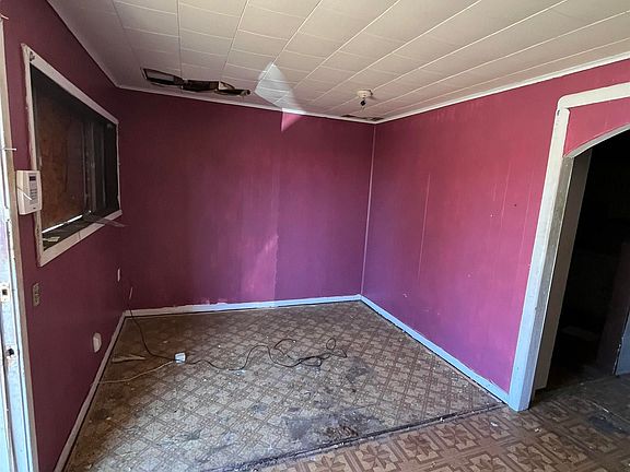 5th image of 8684 Saint Peter St
