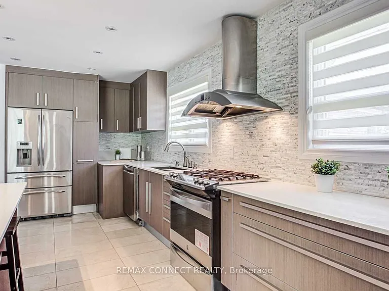 107 Sweeney Dr — Photo 6
