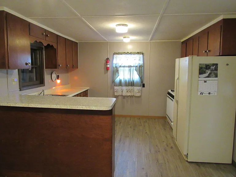 1815 N State Highway 7 — Photo 11