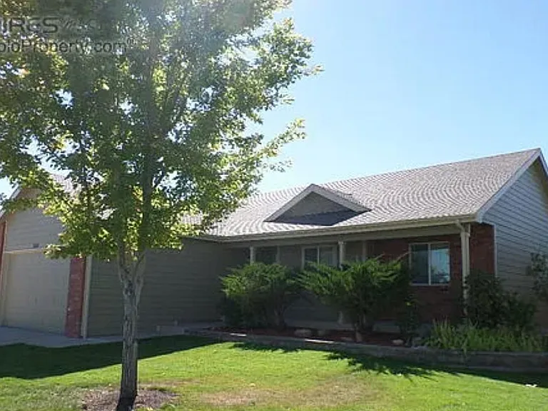 350 Hawthorne Ave — Photo 20