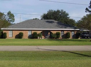 105 Swamp Dr, Bourg, LA 70343