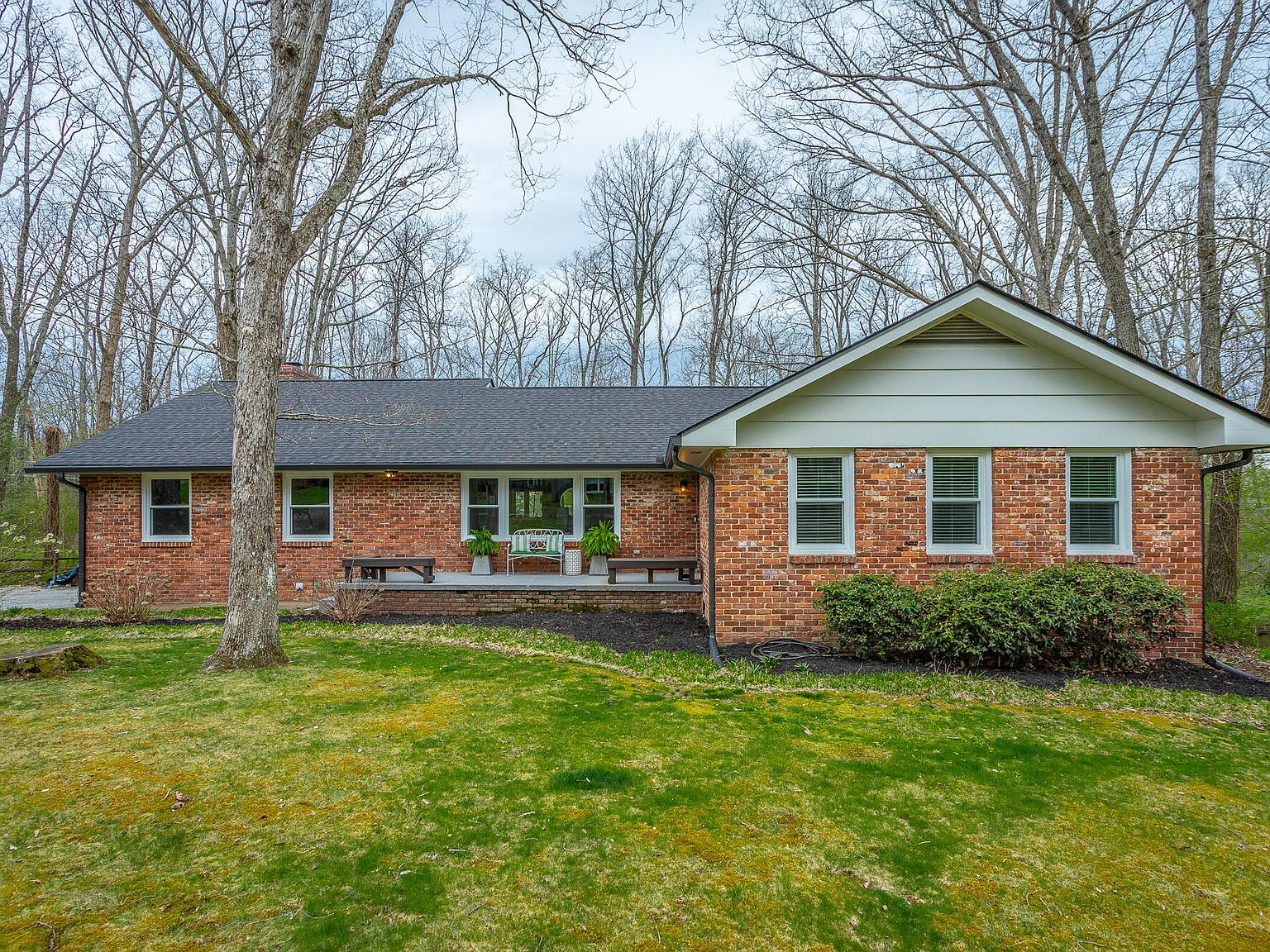 1106 Crown Point Rd W, Signal Mountain, TN 37377 Zillow
