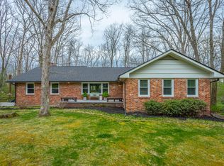 1106 Crown Point Rd W, Signal Mountain, TN 37377