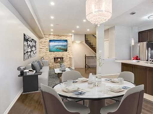 3rd image of 2435 Greenwich Dr #52