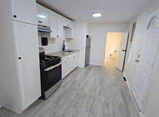 1633 Moss St, Reading, PA 19604