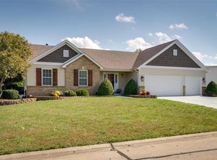 2 Shetland Pony Ct, Saint Peters, MO 63376