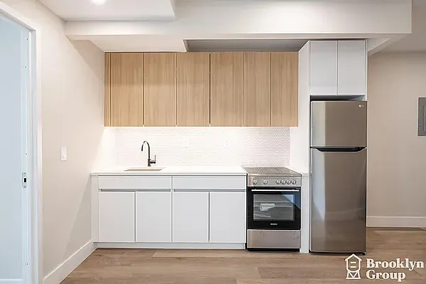 1711 Hancock St #505 — Photo 2