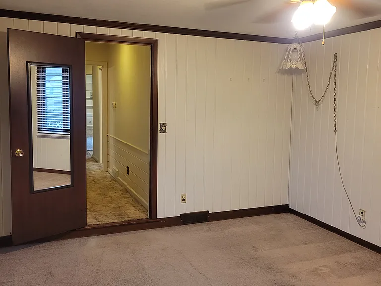 2123 Eileen Rd — Photo 39