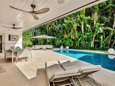 375 Harbor Ct, Key Biscayne, FL, 33149