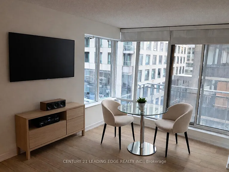 8 Colborne St #1103 — Photo 8