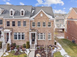 226 Venango Trl, Mars, PA 16046