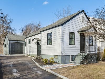 156 Henry Street, Greenwich, CT, 06830