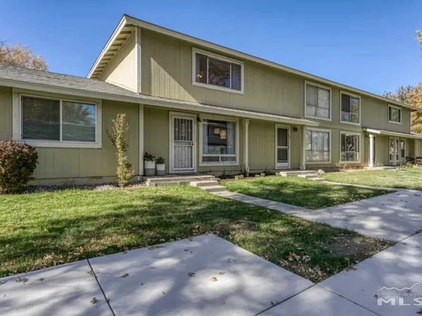 940 Woodberry Dr, Sparks, NV 89434