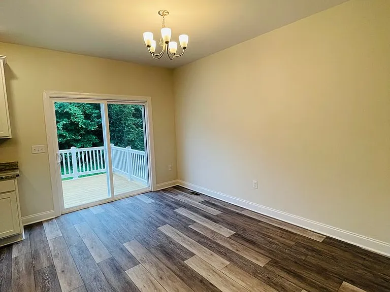 1059 Harvest Ct — Photo 8