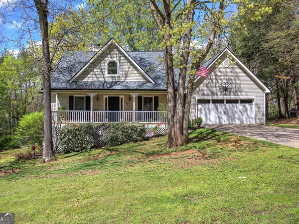 27 Indian Hills Dr, Rydal, GA 30171