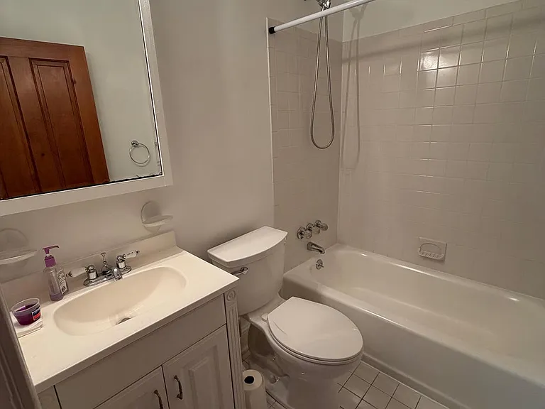 2753 Rayner Ave — Photo 7