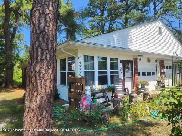 76 Belhaven Court #A, Whiting, NJ 08759