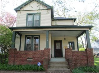 1608 Maple St, Alton, IL 62002