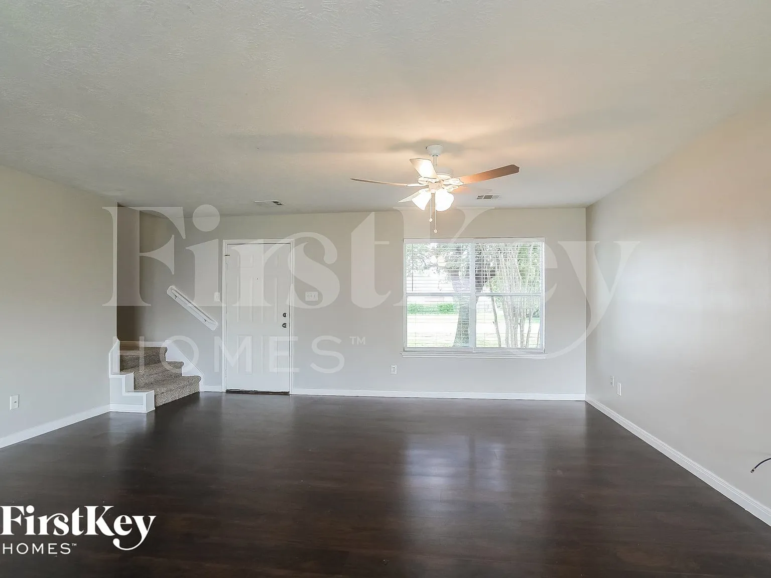 4 bed, 2.5 bath, 2268 sqft, $2,325 — Photo 4