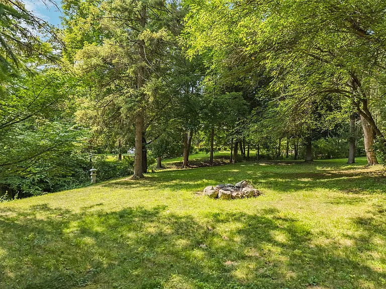 3954 N Ellamae Rd — Photo 46