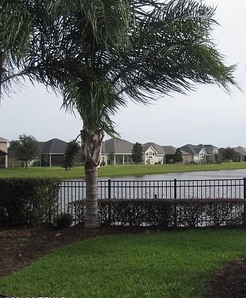 3rd image of 2408 E Caparina Dr