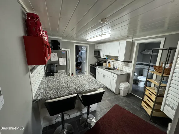 17 N Church St APT 5, North Adams, MA 01247