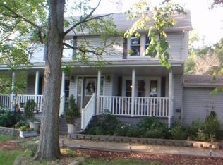 8009 Freeport Rd, Rockton, IL 61072