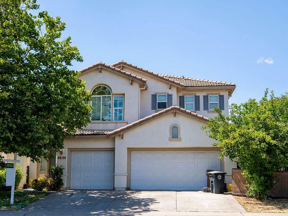 1st image of 8634 Heritage Hill Dr