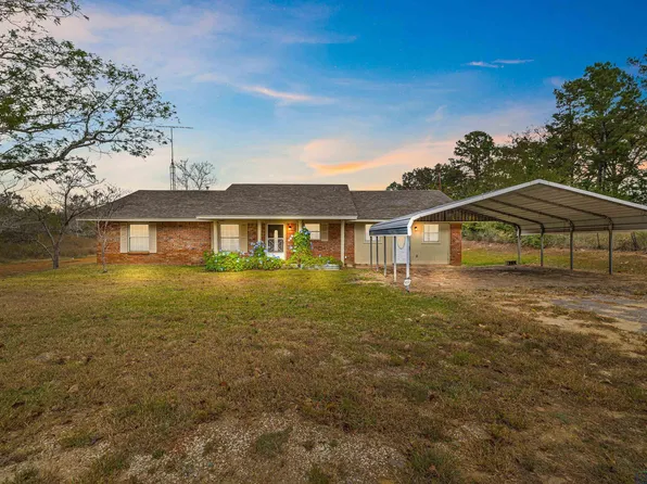 184 N Impala Rd, Gilmer, TX 75644