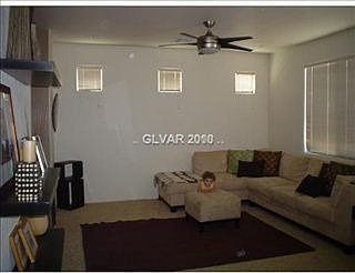 4th image of 9189 Badby Ave