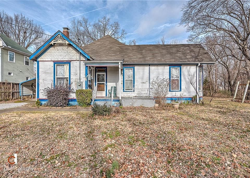 1st image of 509 E Ashley St