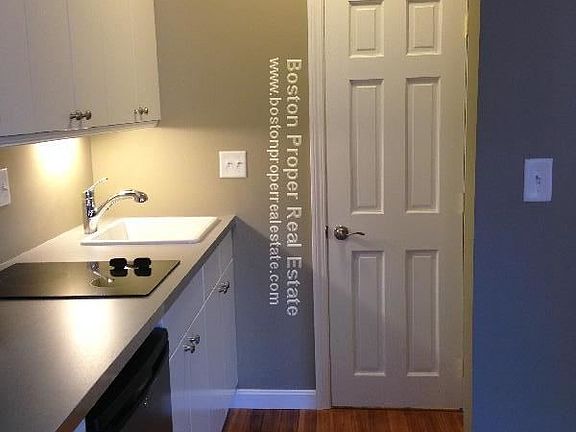 323 Beacon St. #7 Boston - Back Bay Unit Photo 3 (2)