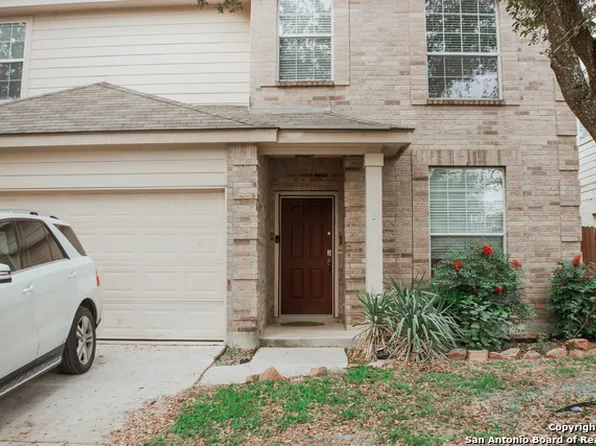 13707 Riverbank Pass, Helotes, TX 78023