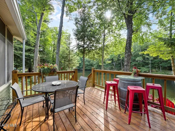 113 Garmon Ave, Old Forge, NY 13420