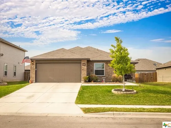 1528 Birmingham Dr, Seguin, TX 78155