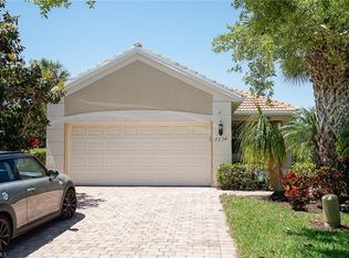 7234 Adriana Ct, Naples, FL 34114