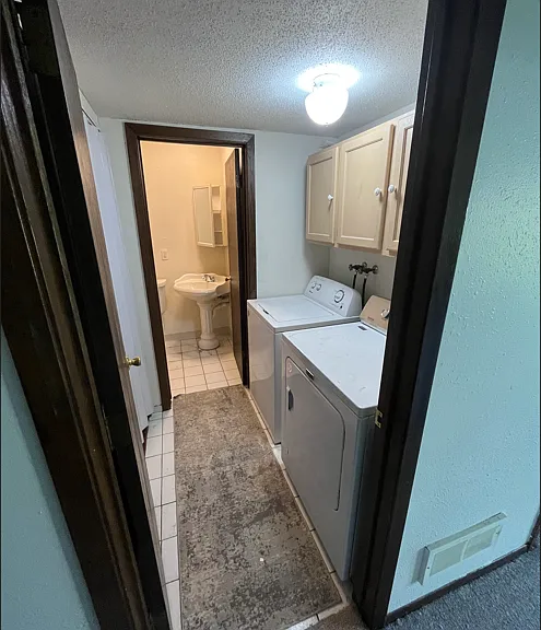 1201 Hillcrest Ct — Photo 16