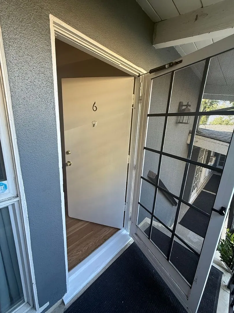 9017 Harratt St in the Heart of West Hollywood! — Photo 3