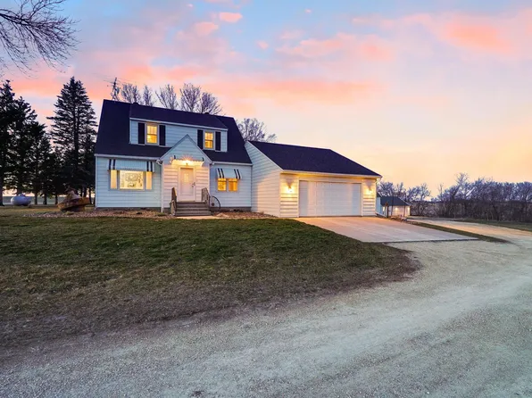43194 135th Ave, Wanamingo, MN 55983