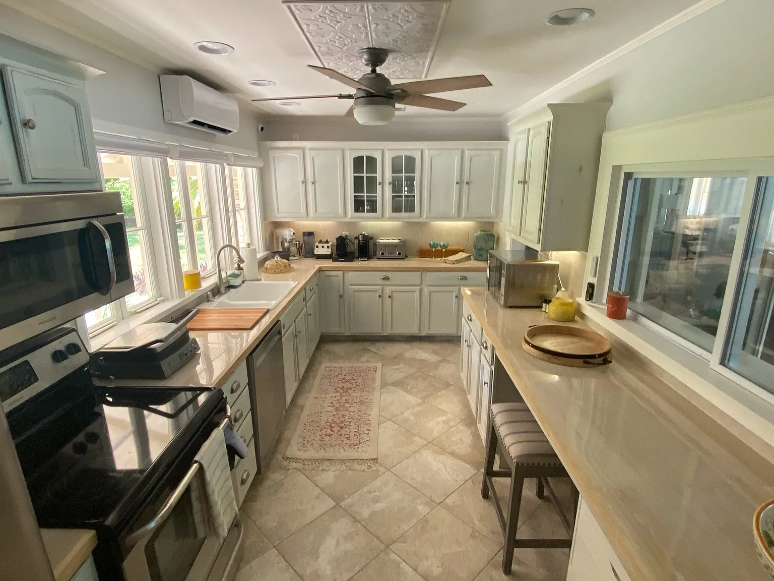 5 bed, 3200 sqft, $15,000 — Photo 4