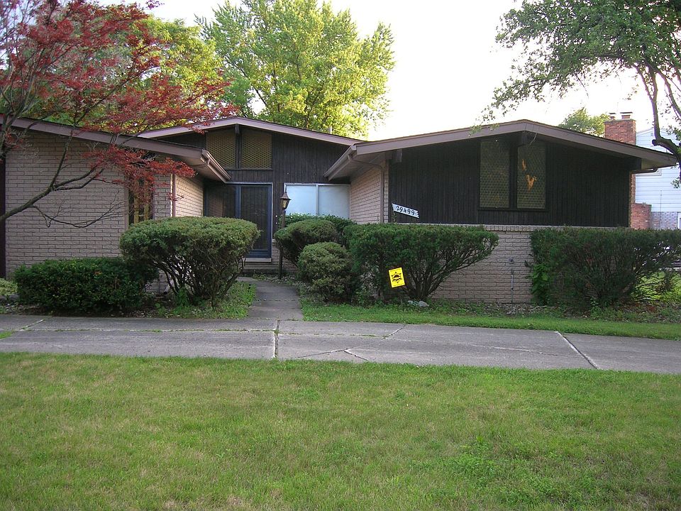 Meadowland circular dr