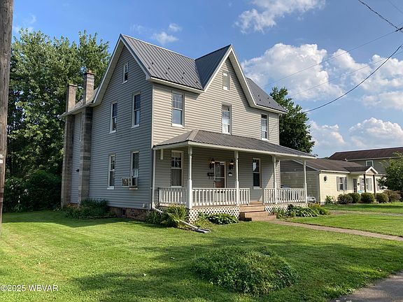 2nd image of 164 N 3rd St
